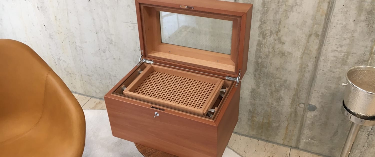 rochini humidor 3 1500x630 Humidor